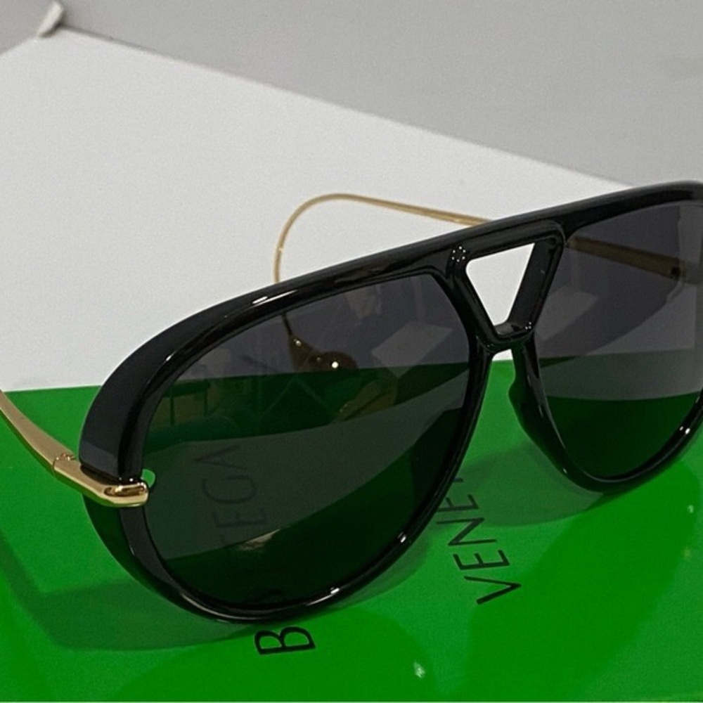 Bottega Veneta Black and Gold Shield Sunglasses - Picture 4 of 4
